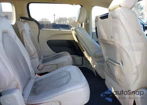 2018 Chrysler Pacifica Touring L Plus z USA, uszkodzony, nr VIN 2C4RC1EG4JR315434